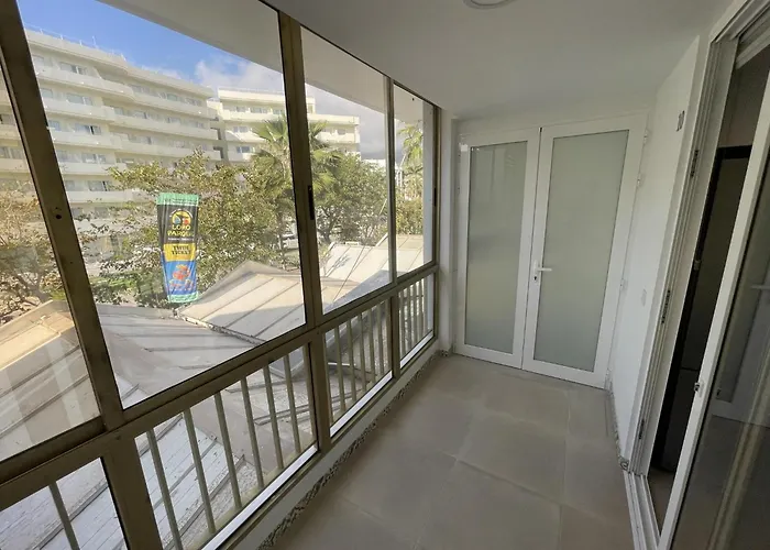 10. Beautiful Esmeralda With A/c Апартаменты